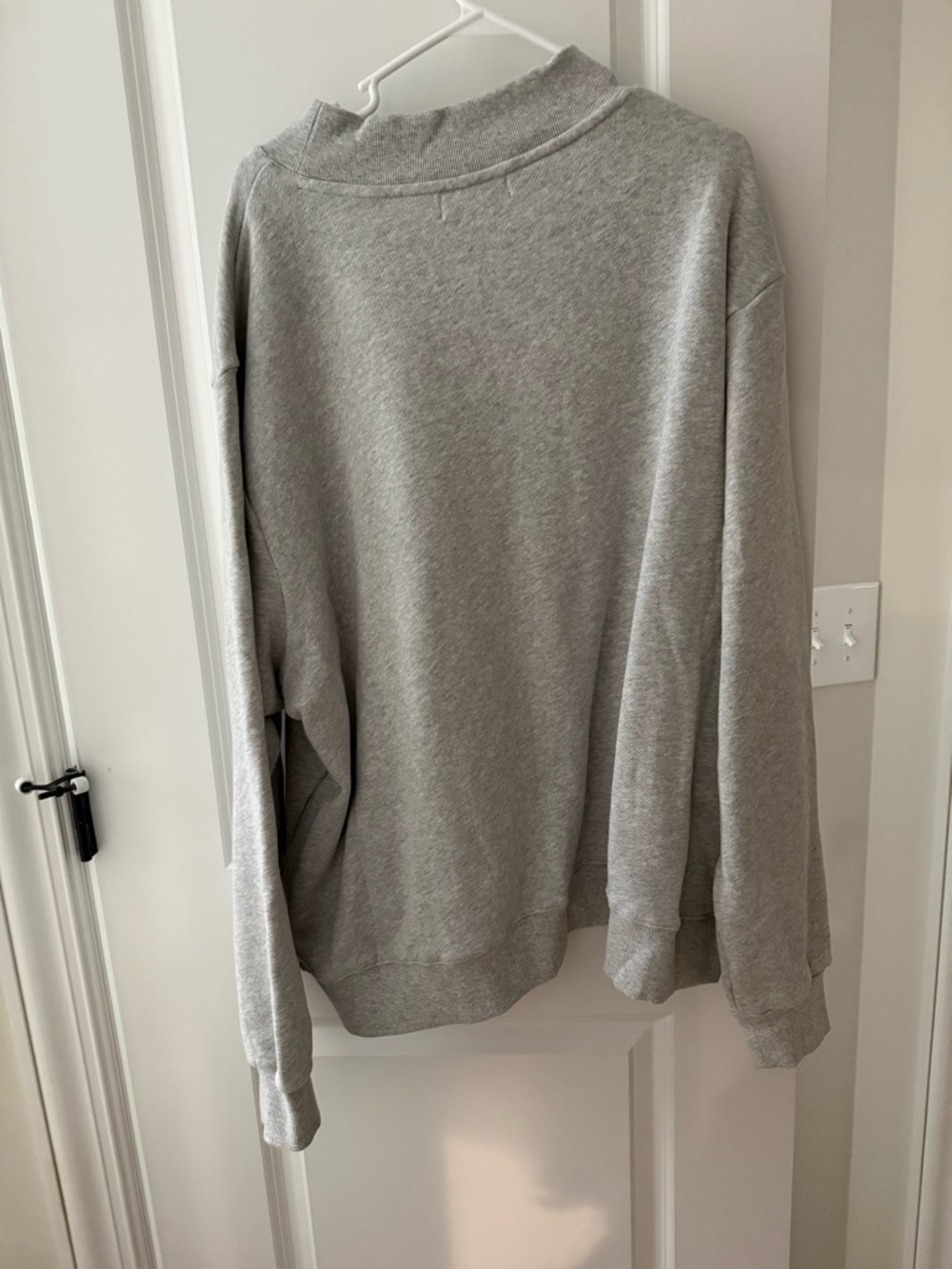 Parke Light Gray Crewneck Sweatshirt with Navy Label XXL - Picture 3 of 7